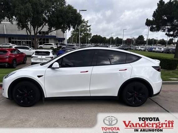 TESLA MODEL Y 2022 7SAYGDEE7NF361196 image